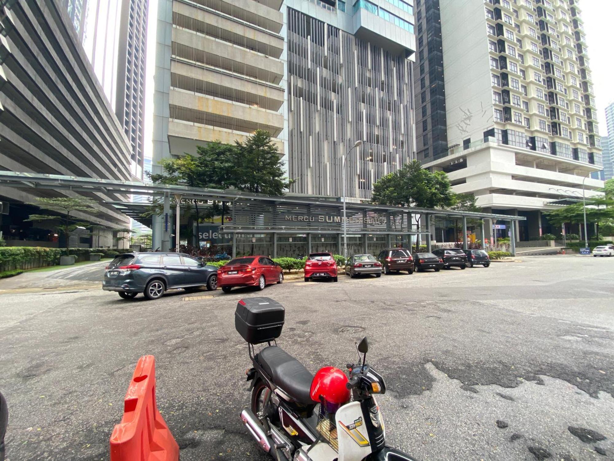 Kuala Lumpur Cherry Suites At Mercu Summer Suites Klcc Eksteriør billede
